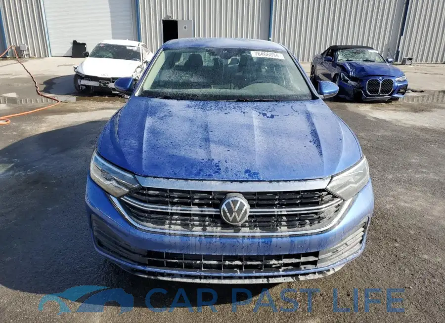 3VW5M7BU7RM080374# 5