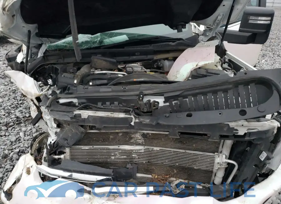 1GT58REY8NF170161# 12