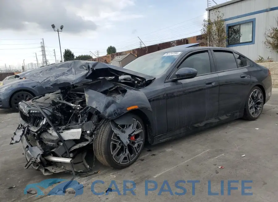 WBY33FK03RCR93119# 1