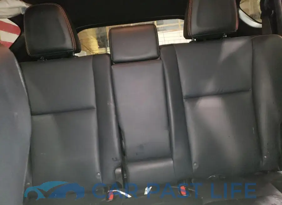 2T3JFREV8HW597305# 10