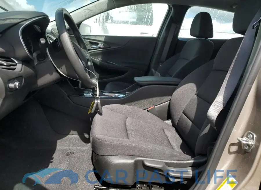 1G1ZB5ST9PF119008# 7