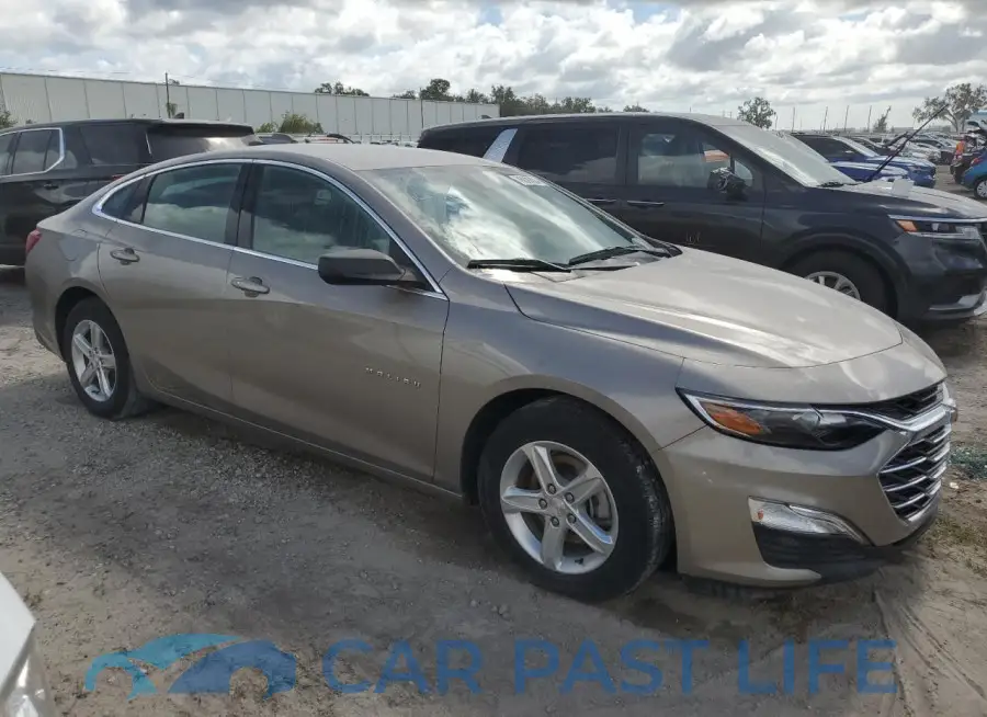 1G1ZB5ST9PF119008# 4