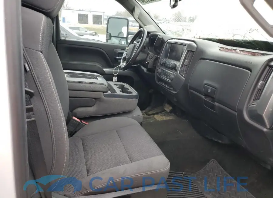 1GC3KZEG3JZ121362# 10