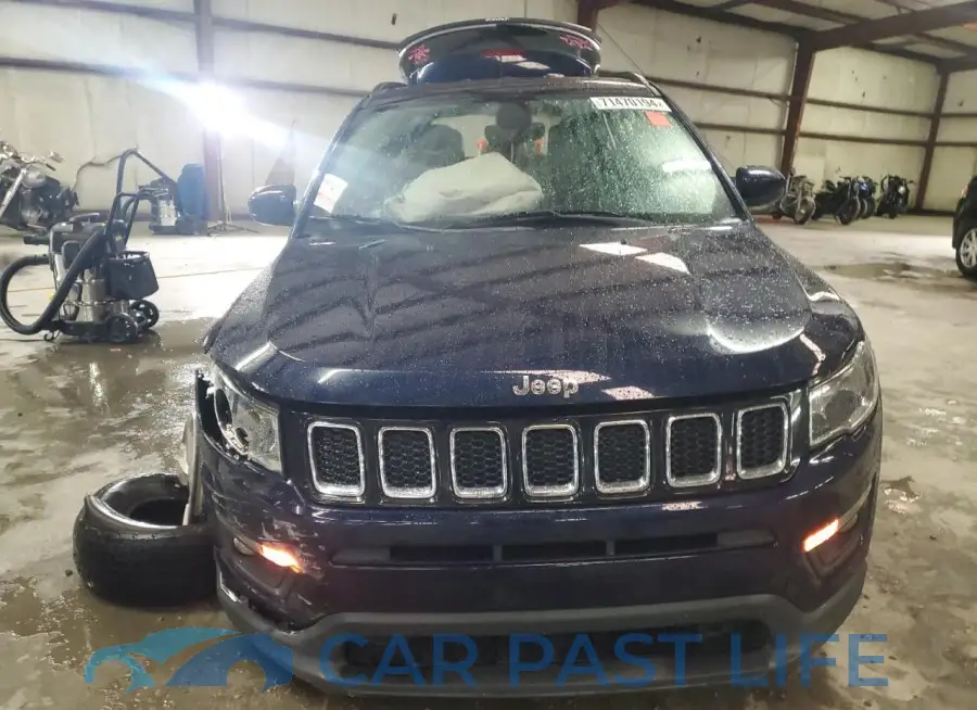 3C4NJDBB2JT114921# 5