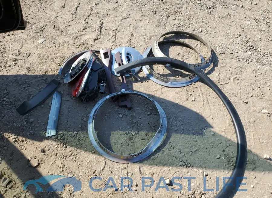 3VW517ATXFM810131# 12