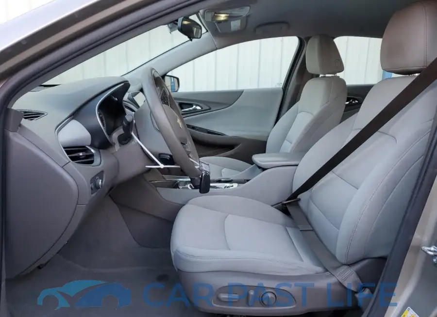 1G1ZD5ST8NF165985# 7