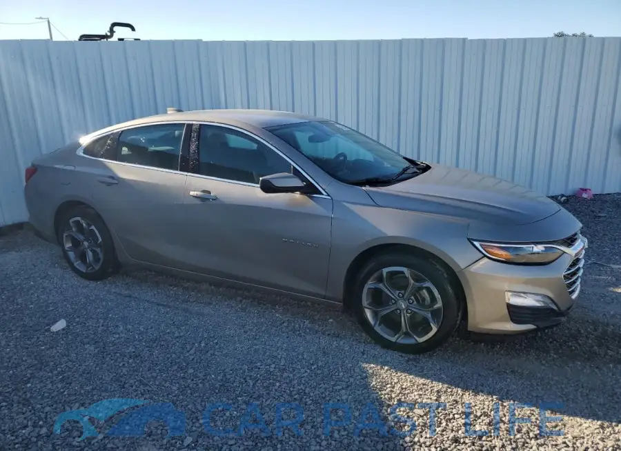 1G1ZD5ST9PF135834# 4