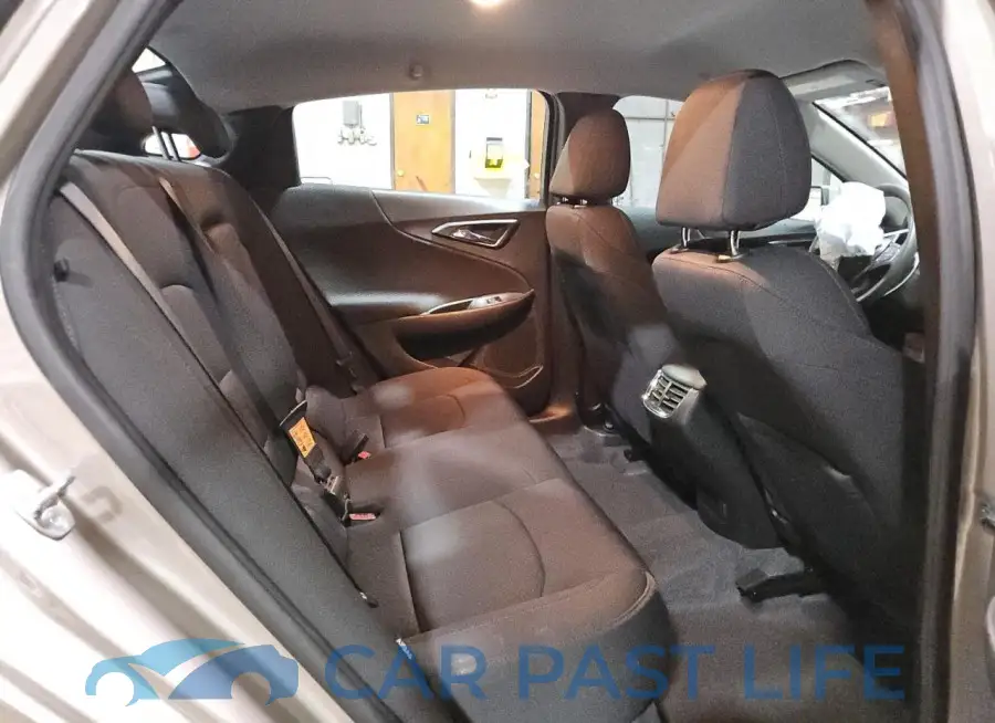 1G1ZD5ST9RF168156# 10