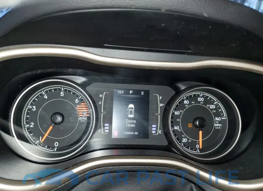 1C4PJLCB3GW355729# 9