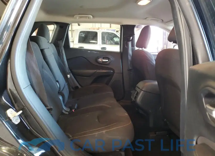 1C4PJLCB3GW355729# 11
