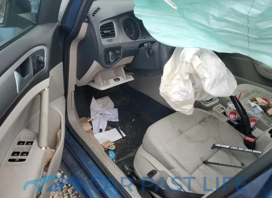 3VW017AU4HM507982# 8