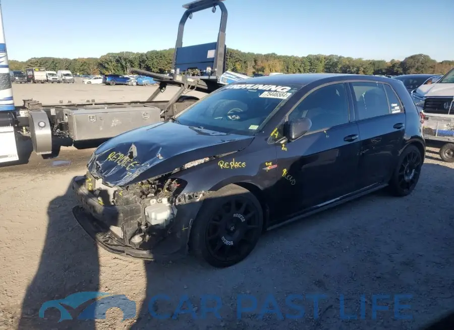 3VW5T7AU0FM095282# 1