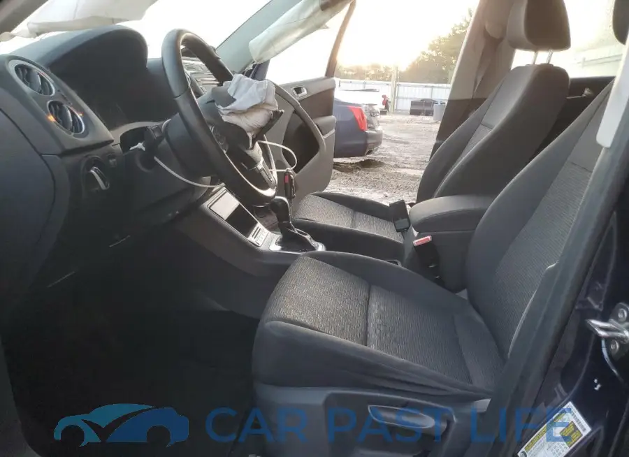 WVGAV7AX2FW605679# 7