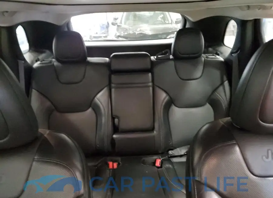 1C4PJMDN0KD386696# 10