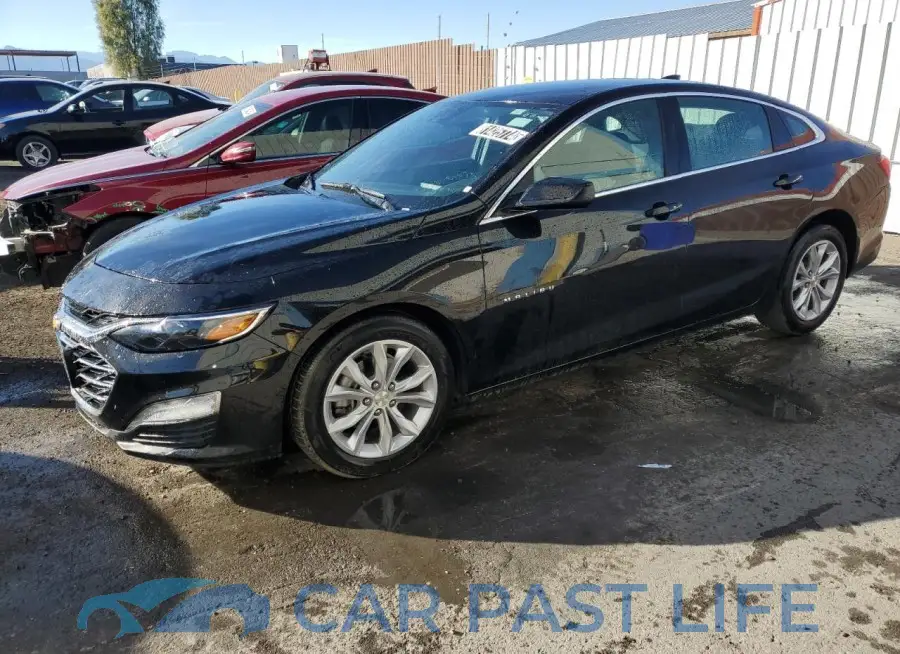 1G1ZD5ST4PF251460# 1