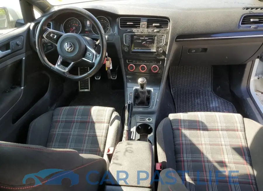 3VW5T7AU8FM103919# 8