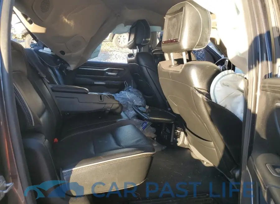 1C6SRFJT9LN241631# 10
