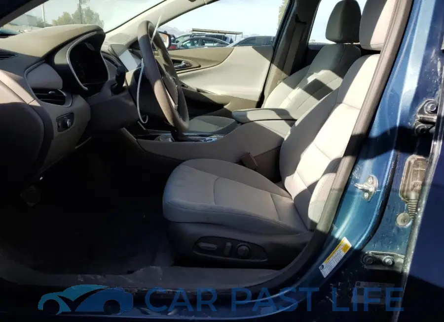 1G1ZD5ST6RF198201# 7