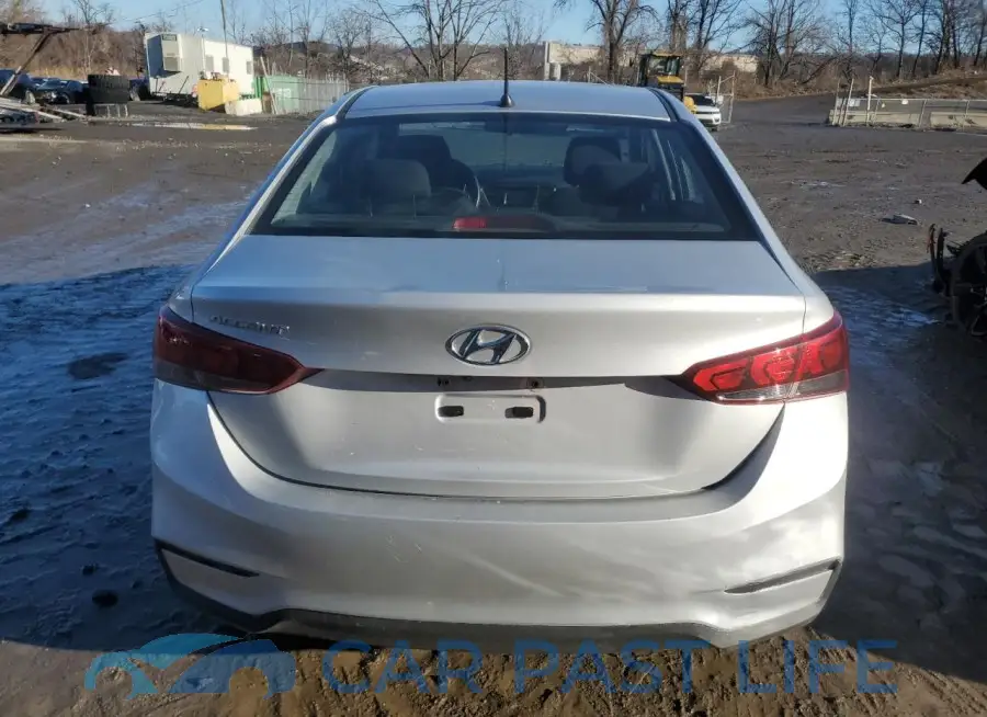 3KPC24A31JE015459# 6