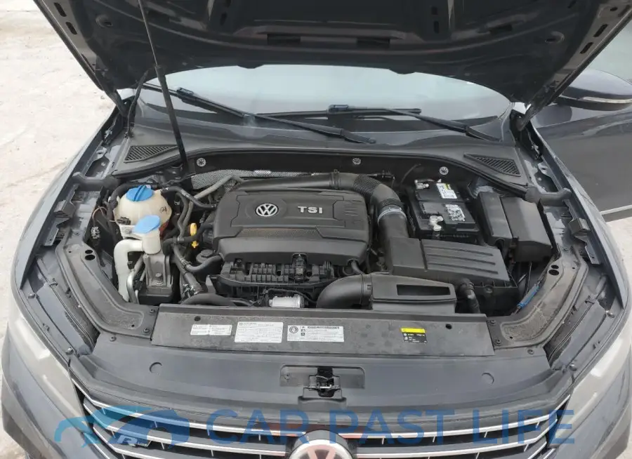 1VWDT7A35HC070241# 11