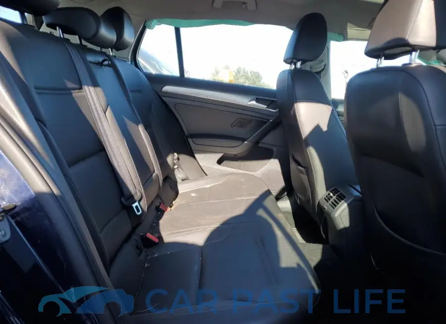 3VW217AU1FM015979# 10