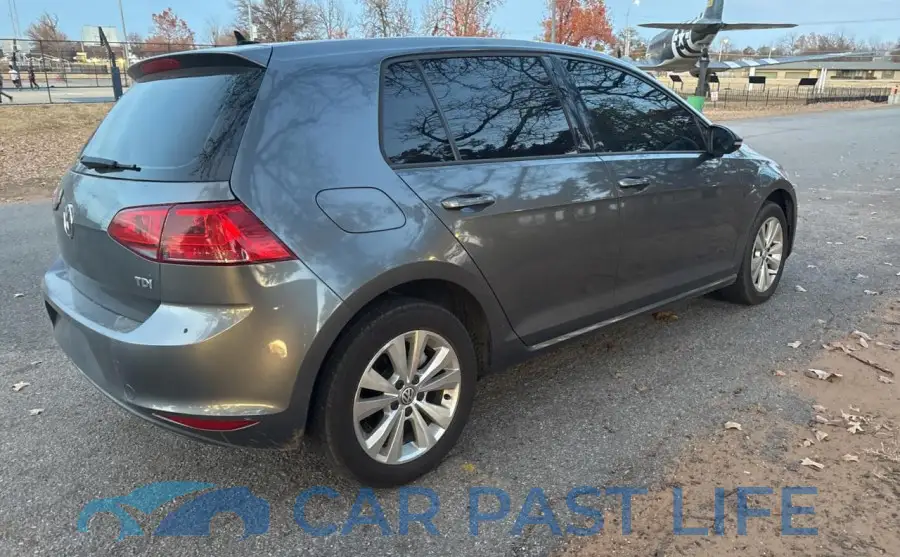 3VW2A7AU6FM094825# 4