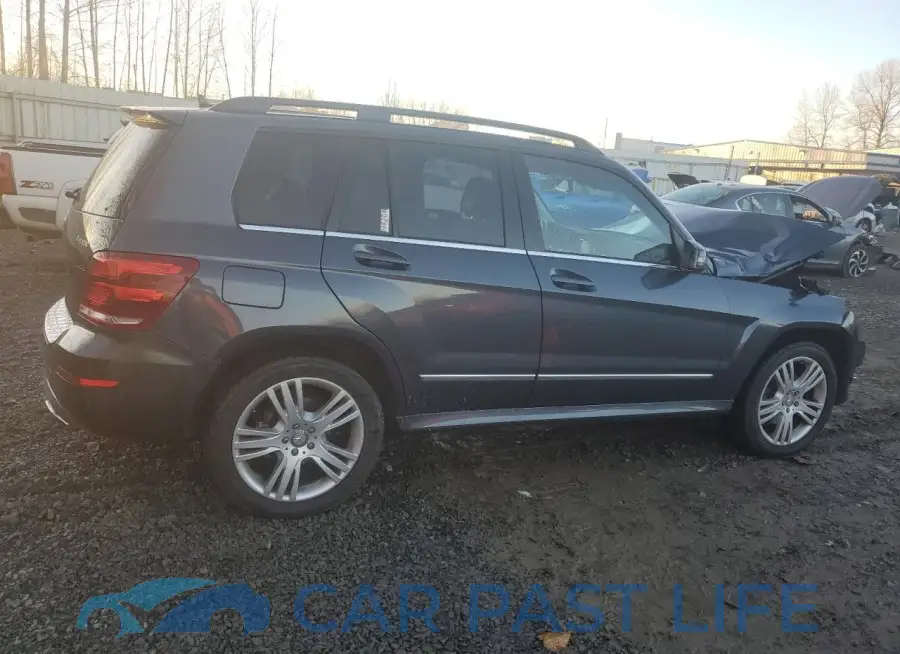 WDCGG8JB1FG372840# 3