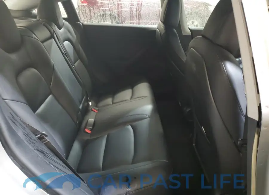 5YJ3E1EB5JF054475# 10