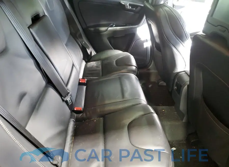 YV4902RS3F2716165# 11
