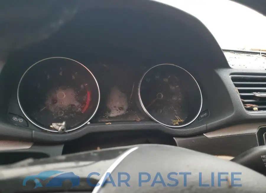 1VWDT7A36HC082415# 9