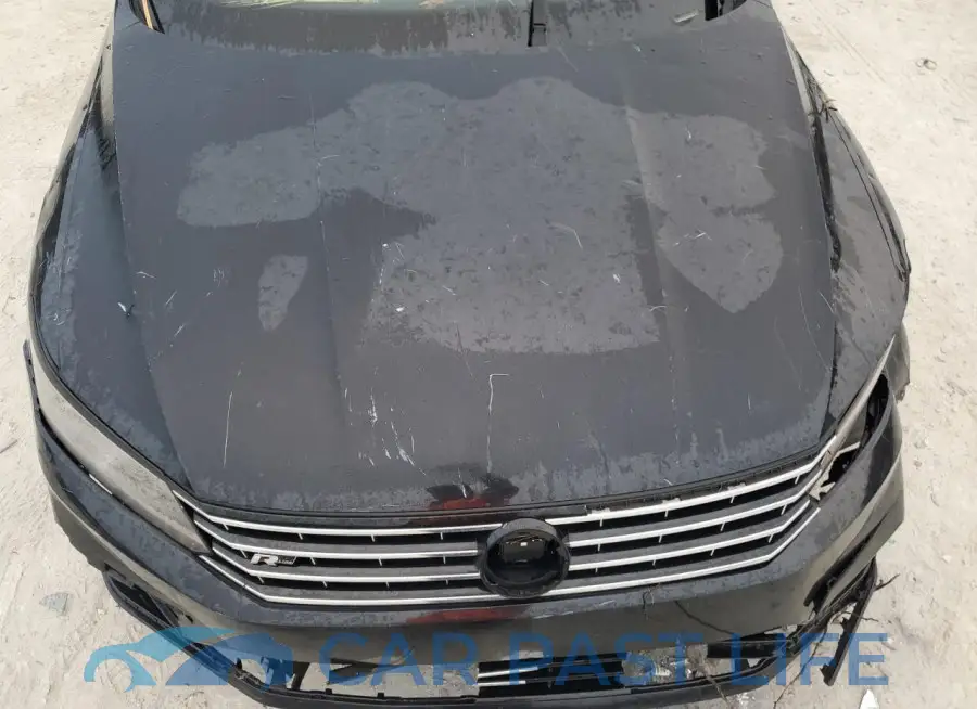 1VWDT7A36HC082415# 11