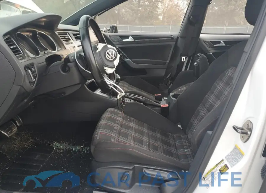 3VW4T7AUXFM071146# 7