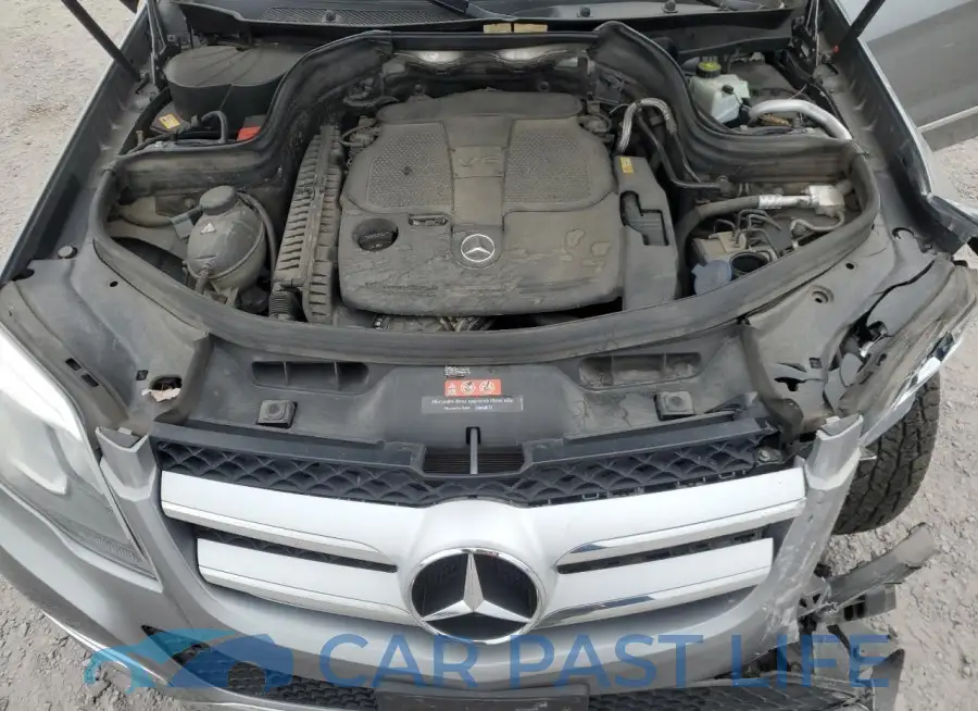 WDCGG8JB2FG416991# 12