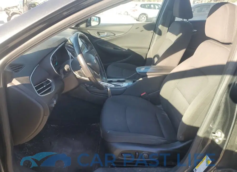 1G1ZD5ST8JF134388# 7