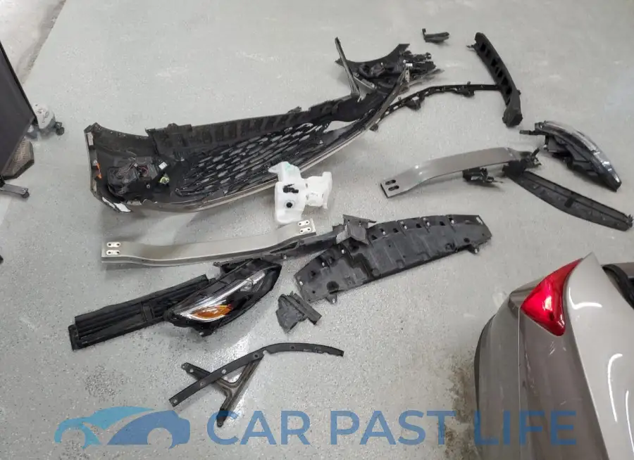 1G1ZD5ST8RF212129# 12