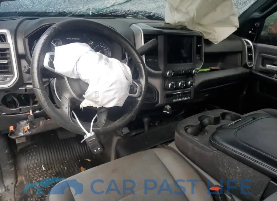 3C7WRNBL0PG580850# 8