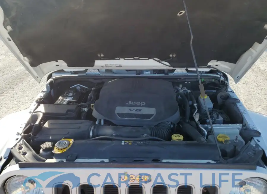 1C4HJWEG3JL825040# 11