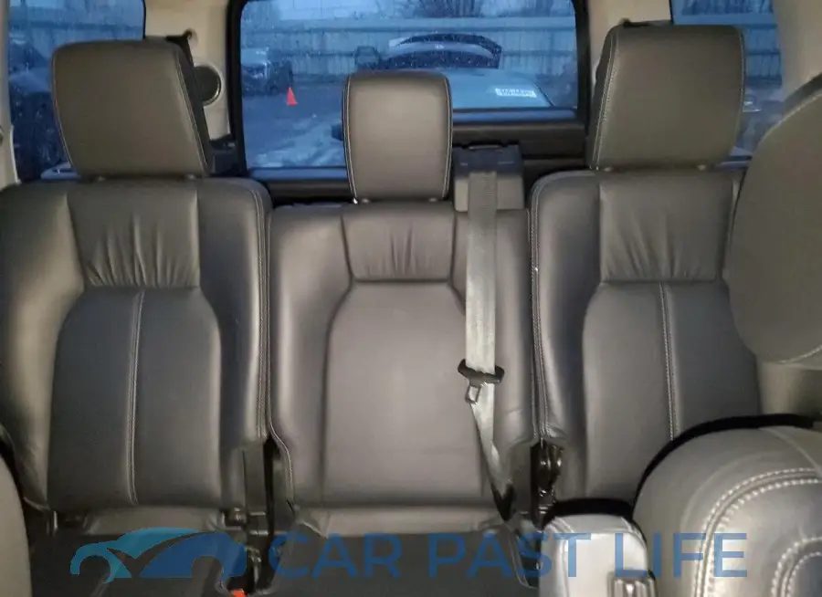 SALAK2V66FA758024# 10