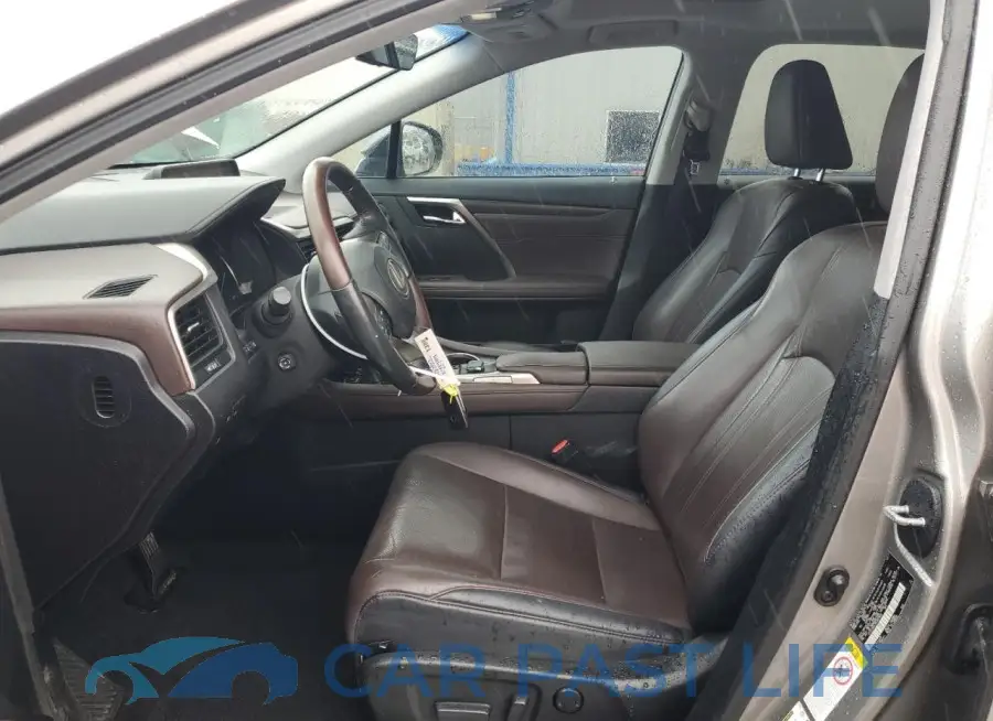2T2ZZMCA1HC057569# 7