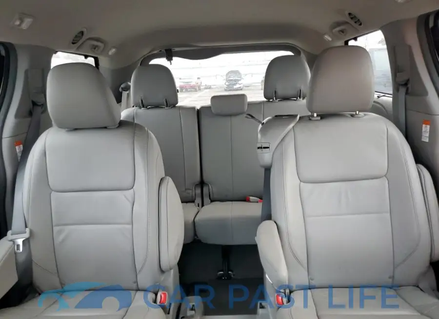 5TDYK3DC3FS608846# 10