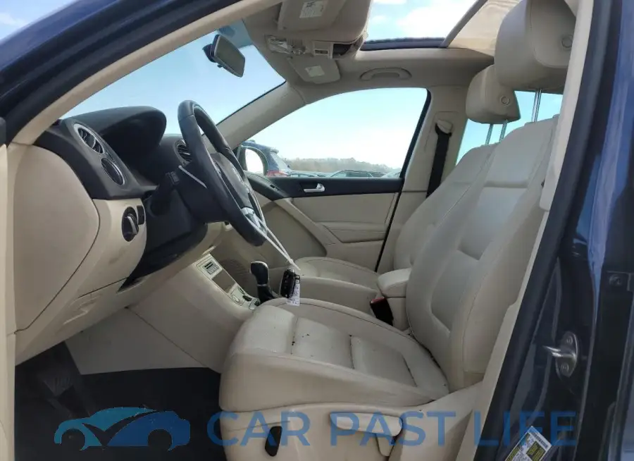 WVGAV7AX8FW596129# 7