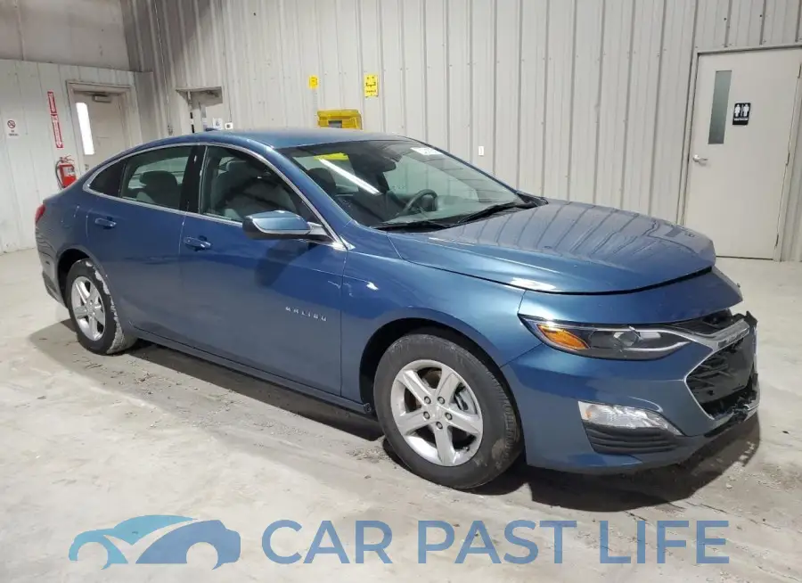 1G1ZD5ST3RF139056# 4