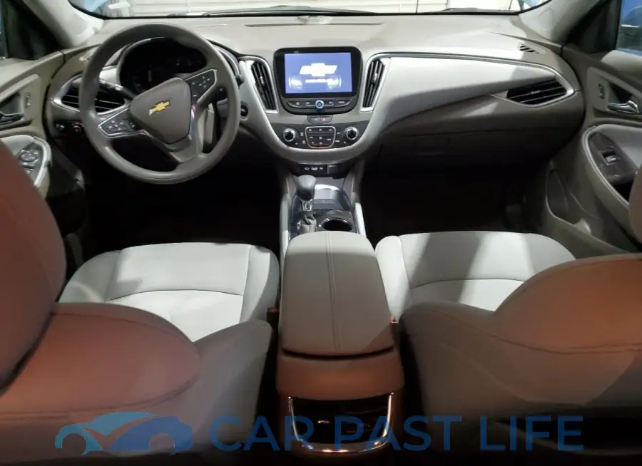 1G1ZD5ST3RF139056# 8