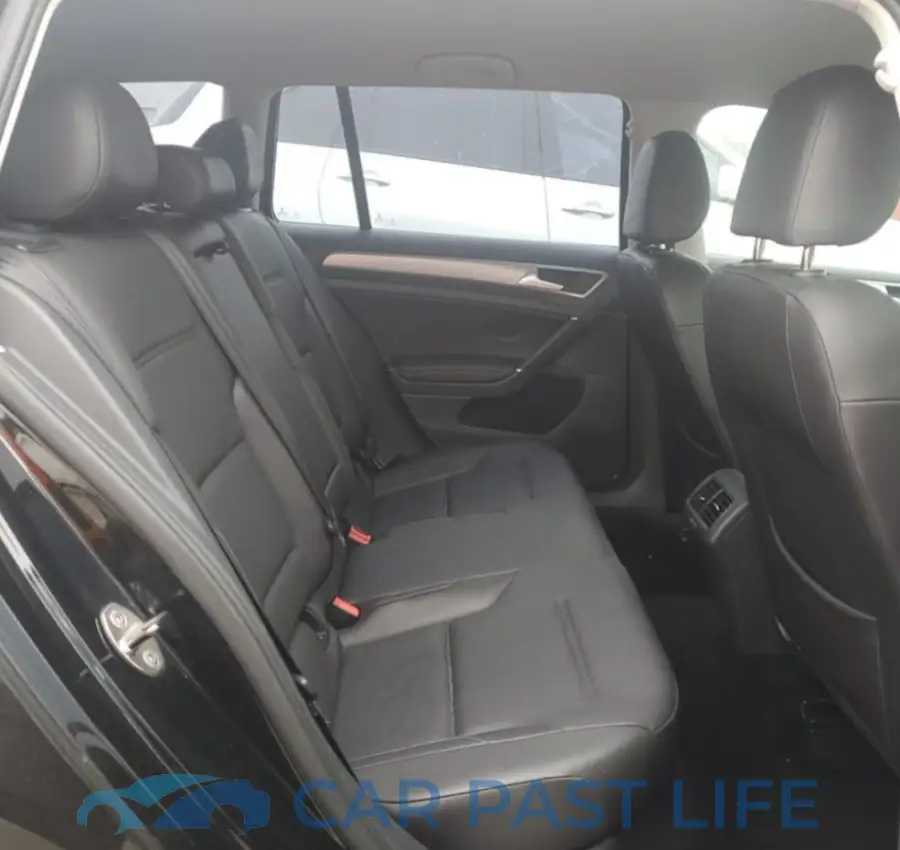 3VWC17AU2FM513242# 10