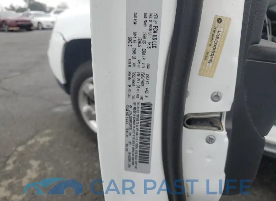 1C4NJCBA3FD397182# 13