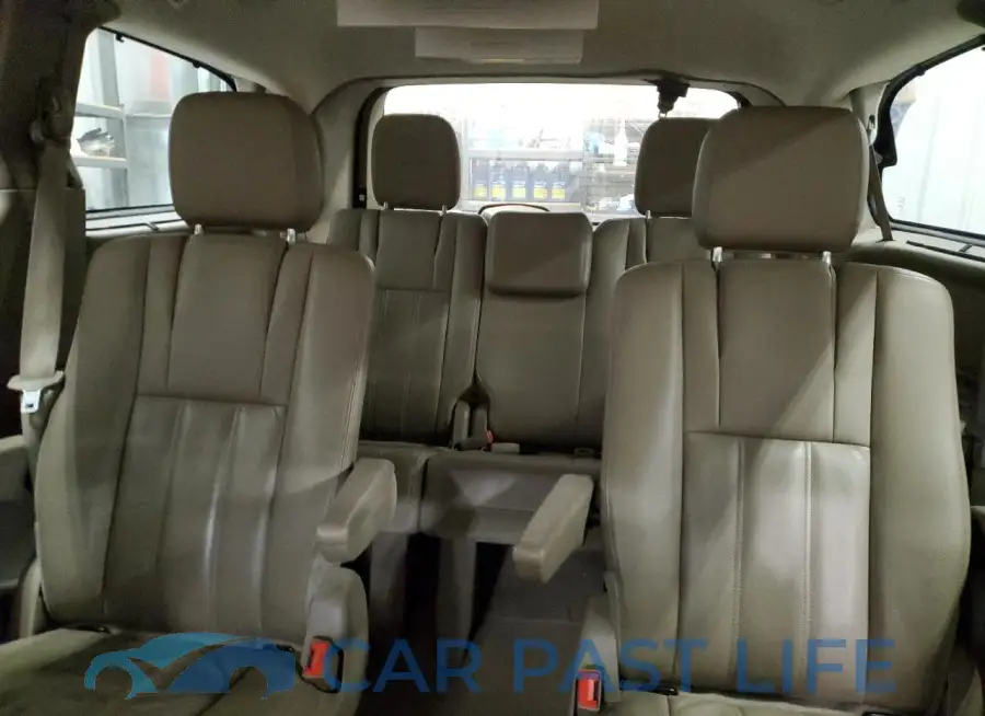 2C4RC1BG1FR620658# 10