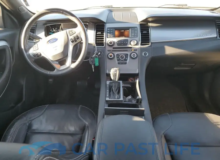1FAHP2E89FG209557# 8