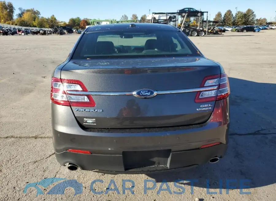 1FAHP2E89FG209557# 6