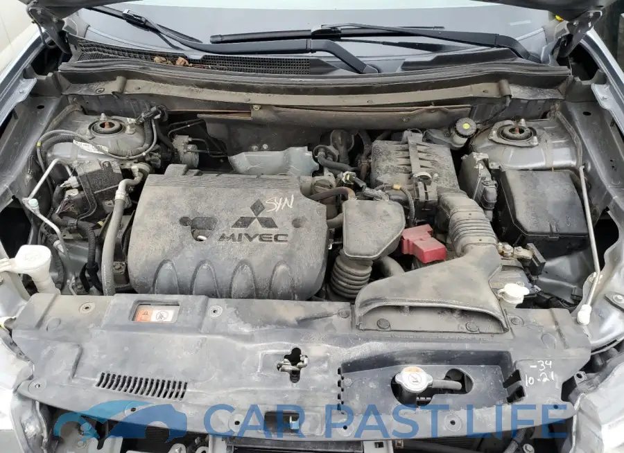 JA4AZ3A35FZ010798# 12