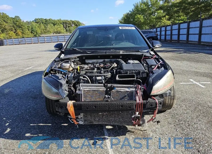 3VW4T7AU9FM006613# 4